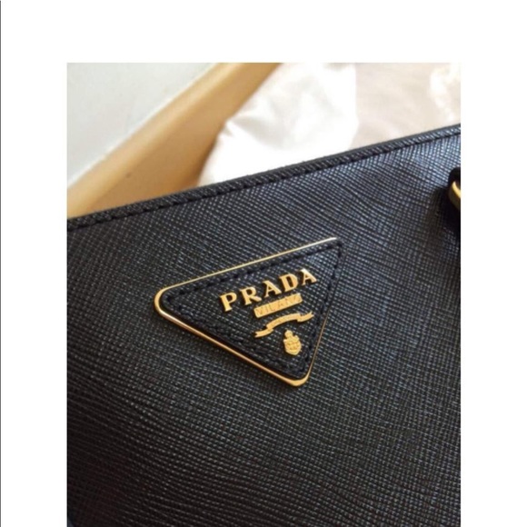 Prada saffiano - Picture 3 of 4